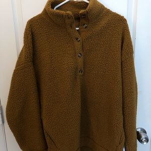 Aerie Sherpa